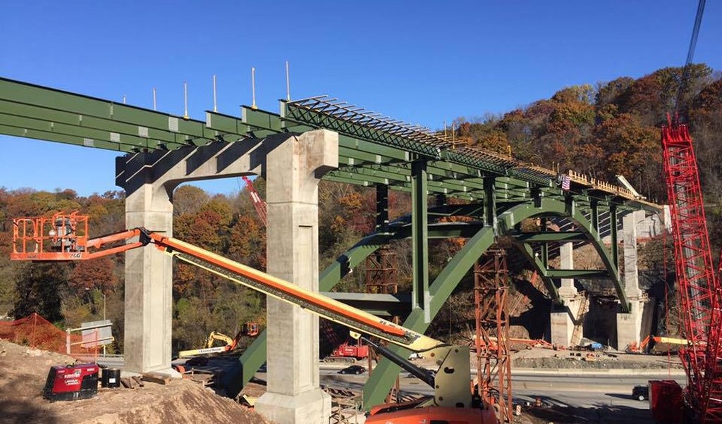 The new Greenfield Bridge as of 13 Nov 2016 (photo by Patrick Hassett)